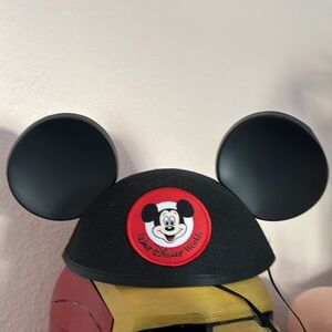 MICKEYS EARS 
Walt Disney World Mickey Mouse Classic Black Patch Ears Hat